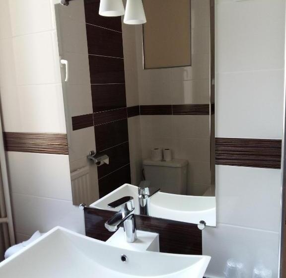 اتاق استاندارد یک نفره, Hôtel Roi René