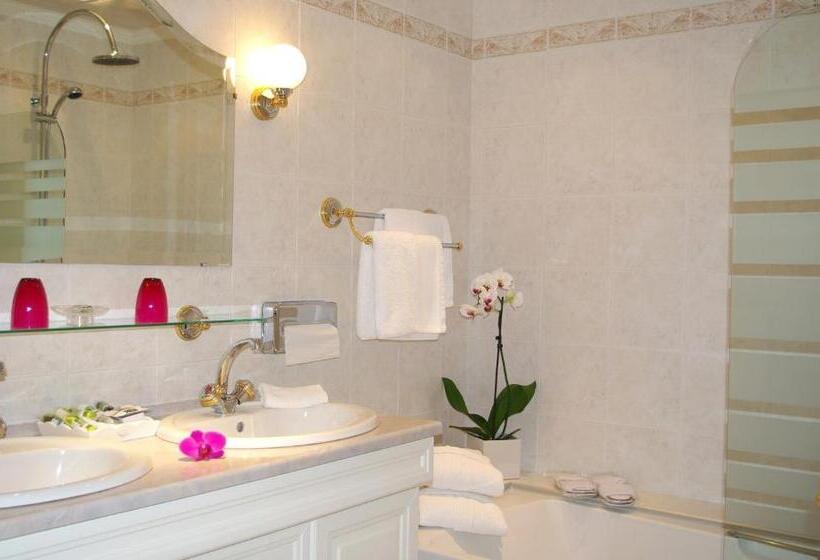 Номер Стандарт, Manoir De Kertalg