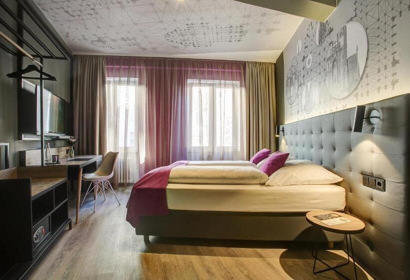 Номер Стандарт, Boutique 003 Köln Am Dom, Trademark Collection By Wyndham