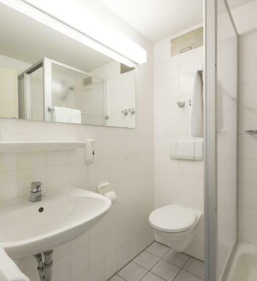 Номер Стандарт, Sportpark Hotel Isernhagen