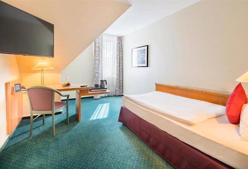 Номер Стандарт Индивидуальный, Plaza Hotel Blankenburg Ditzingen, Sure Hotel Collection