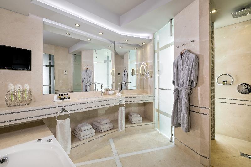 Люкс Повышенной Комфортности, Divani Apollon Palace & Thalasso