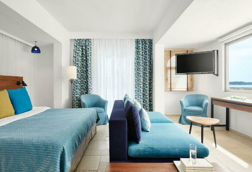 Junior Suite Vue Mer, Eagles Palace