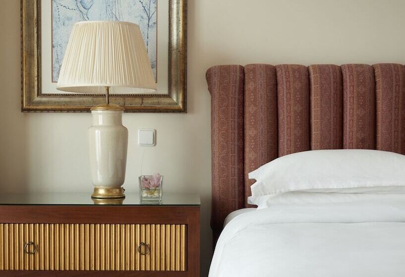 جناح إدارى, Hyatt Regency Thessaloniki