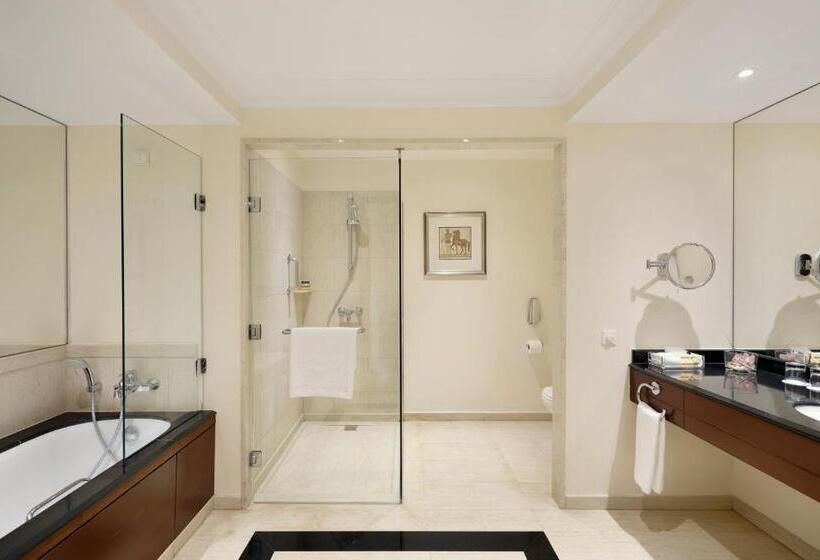 جناح سرير كينج, Hyatt Regency Thessaloniki