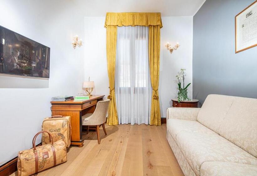 Suite, All’angelo Art