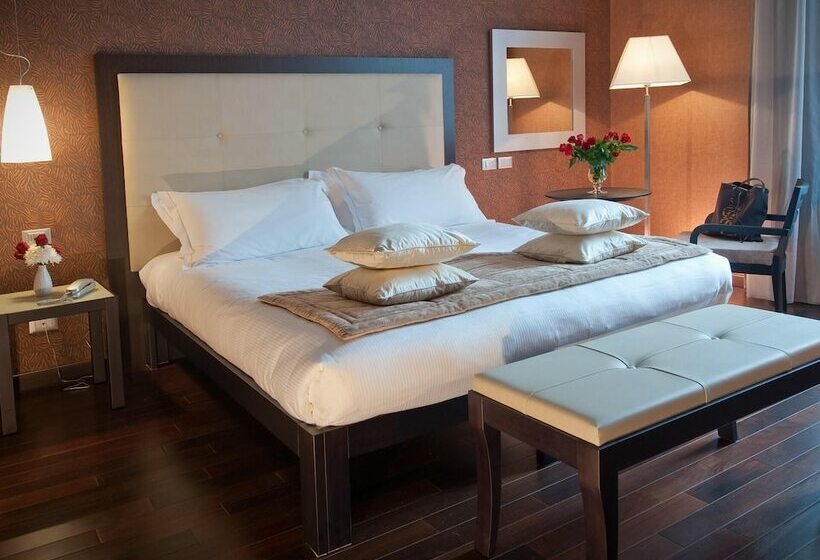 اتاق استاندارد سه نفره, C Hotels Fiume