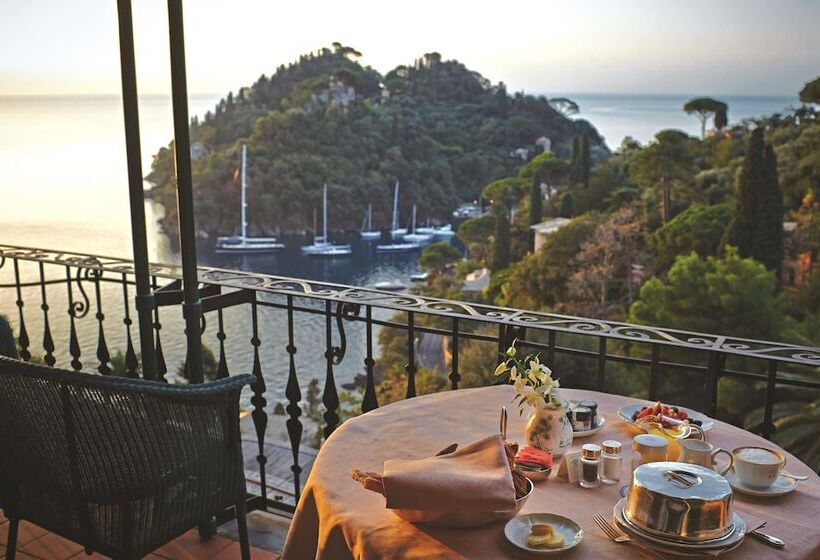 اتاق استاندارد با بالکن و چشم‌انداز دریا, Splendido, A Belmond Hotel, Portofino