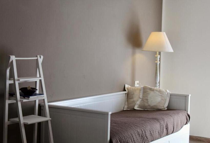 풀장 전망 스위트, Art Hotel Pandos