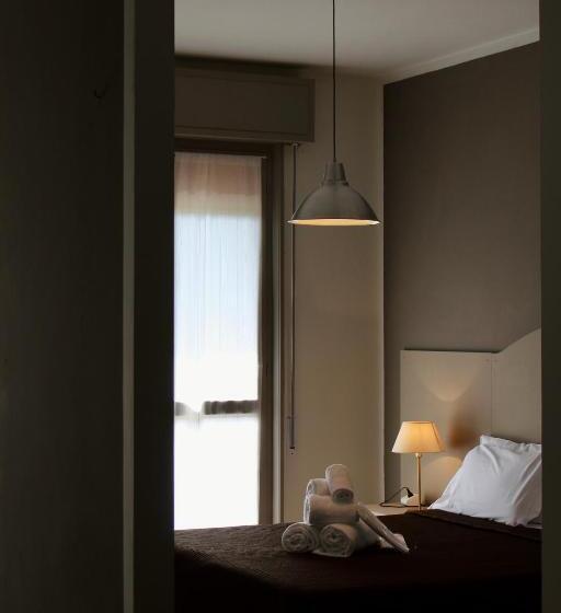 풀장 전망 스위트, Art Hotel Pandos