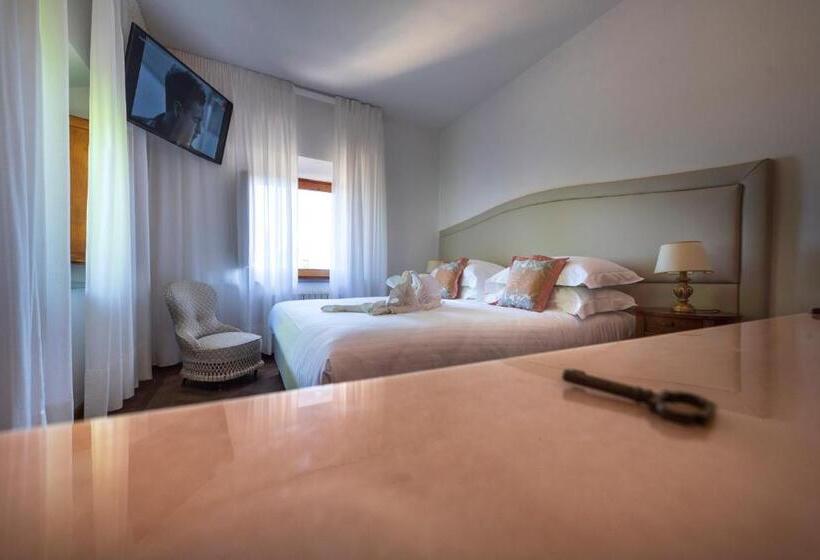 سوییت, Villa Scacciapensieri Boutique