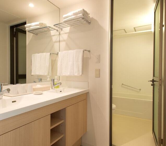 Семейный Номер, Granvia Osaka Jr Hotel Group