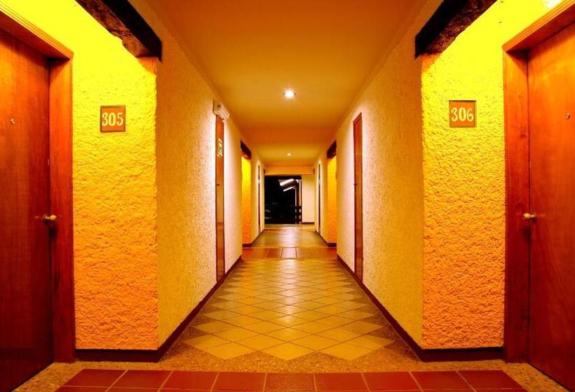 スタンダードトリプルルーム, Ciudad Real Palenque