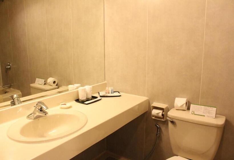 سوییت خانوادگی, Summit Parkview Yangon