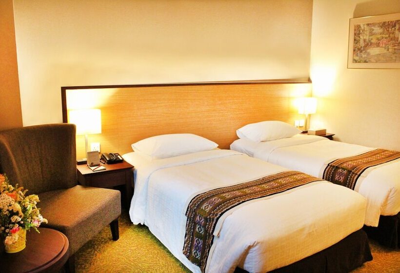 اتاق لوکس, Summit Parkview Yangon