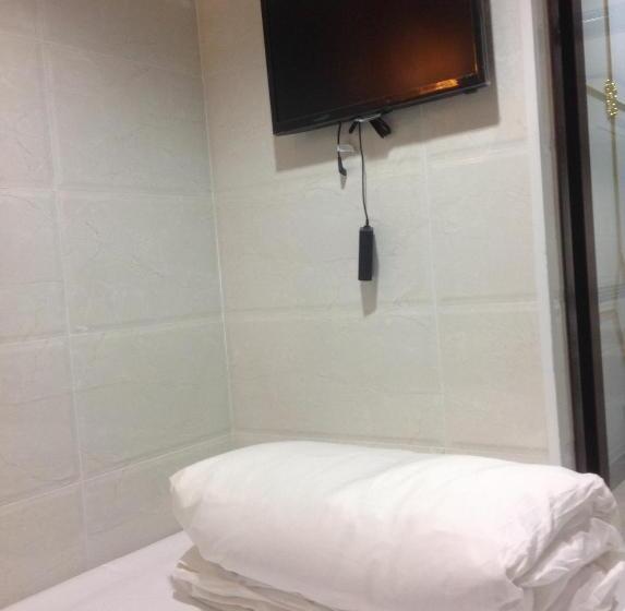 اتاق لوکس, New Euro Asia Guest House