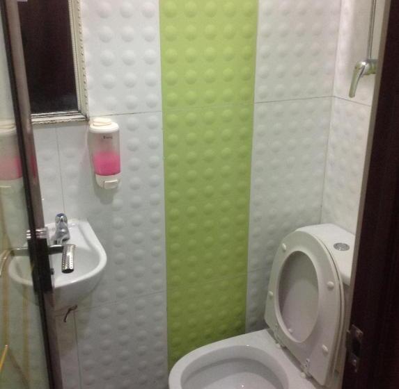 اتاق استاندارد یک نفره, New Euro Asia Guest House