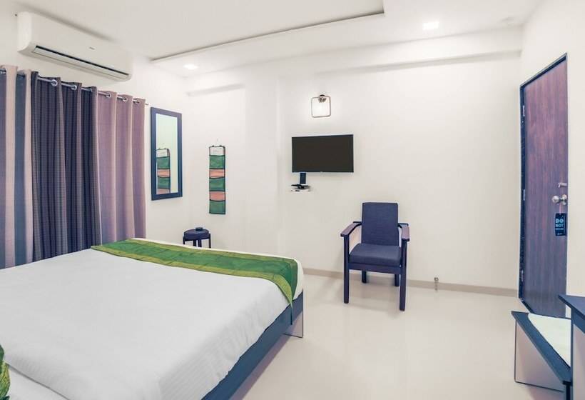 Camera Standard, Treebo Chalets, Nagpur Airport