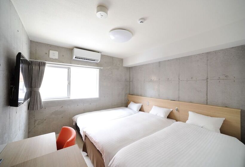 Номер Стандарт Трехместный, The Breakfast Hotel Marche Ishigaki Island