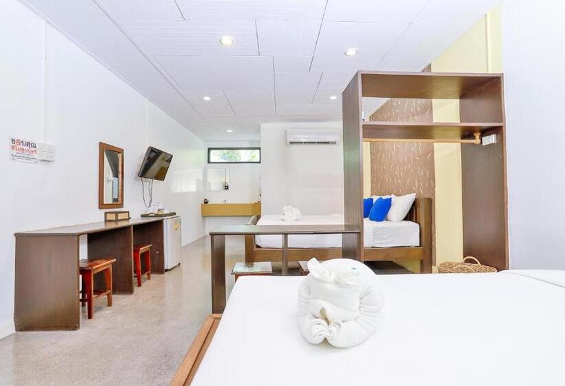 اتاق استاندارد سه نفره, Aonang Privacy Resort