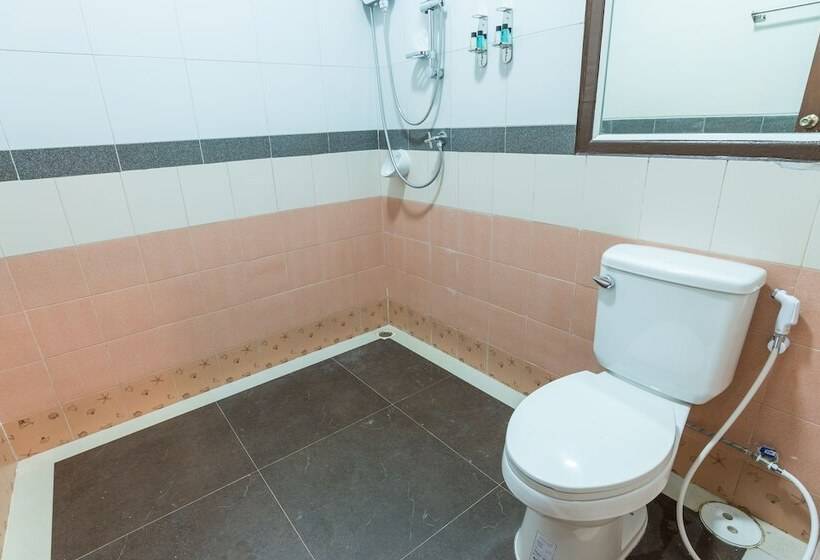 اتاق استاندارد سه نفره, Aonang Privacy Resort