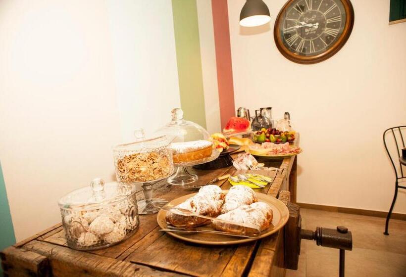 Pokój Czteroosobowy Premium, B&b Nencioli