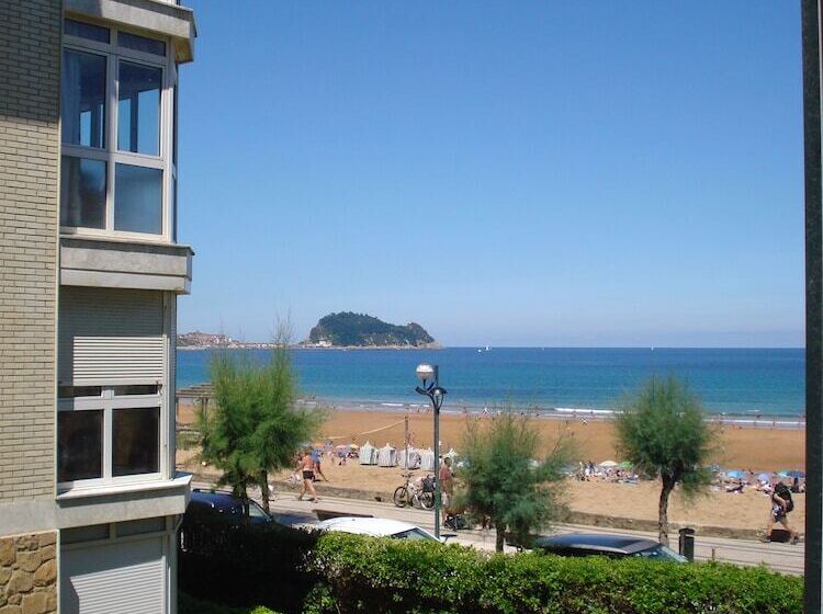 标准间侧面带海景, Pensión Zarauz Playa