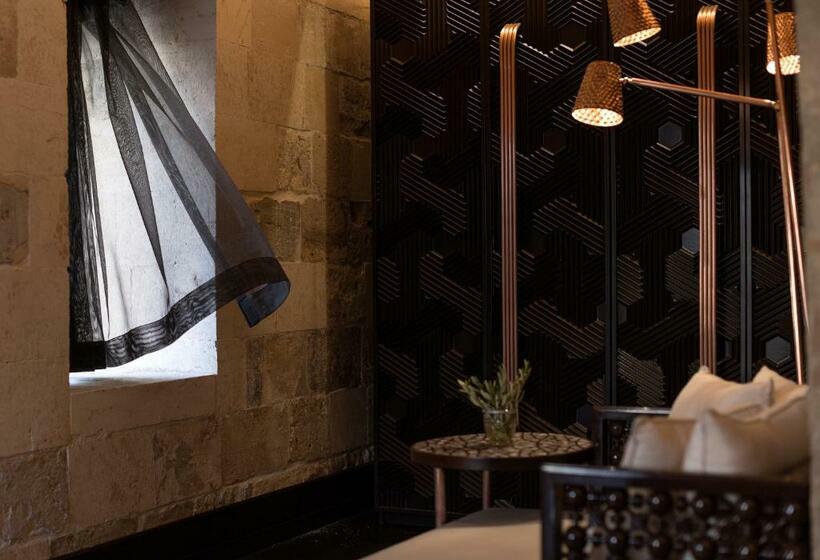 اتاق لوکس, Hsvhn Hotel Hışvahan