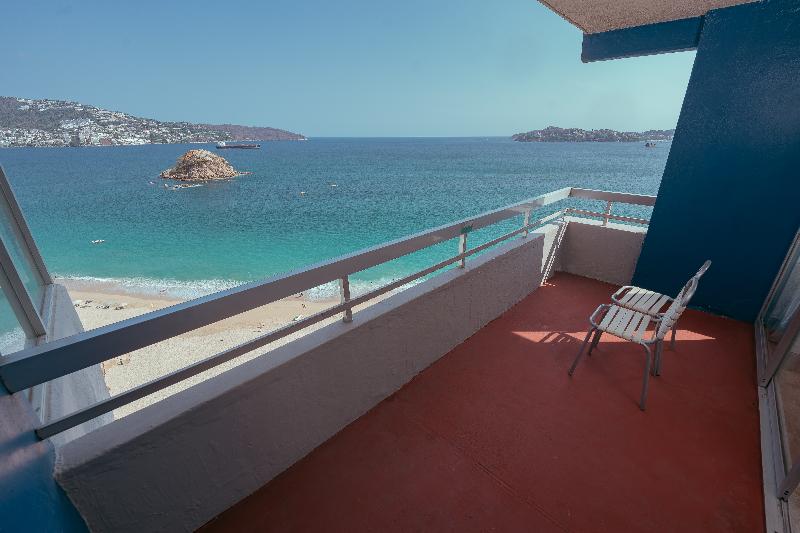 اتاق استاندارد سه نفره, Thu Guest House