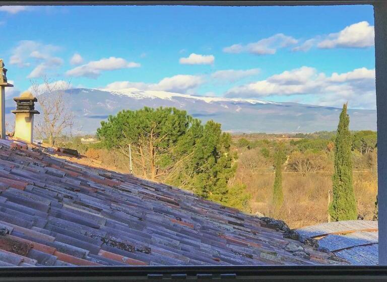سوییت با چشم‌انداز کوه, Domaine De La Brave