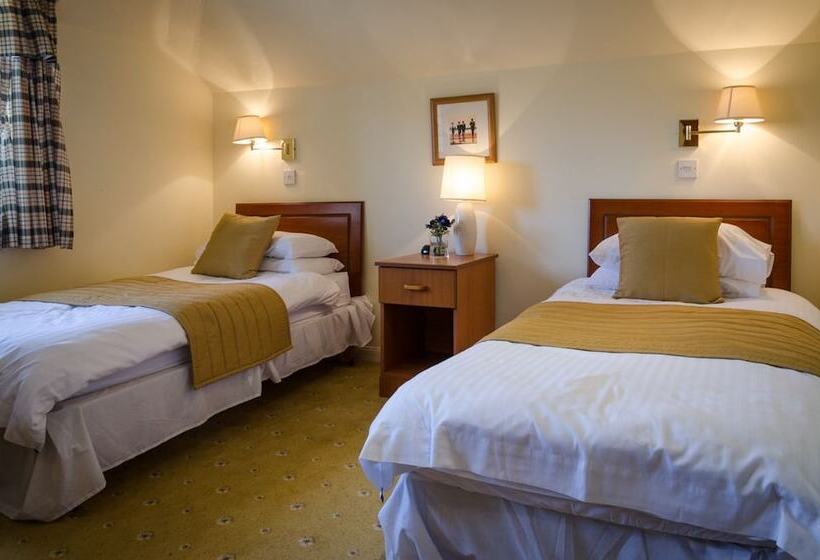Семейный Номер, Thrums Hotel, Kirriemuir