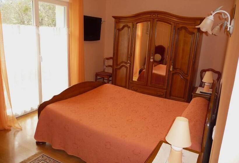 اتاق راحتی, Chambres D Hôtes La Balaguère