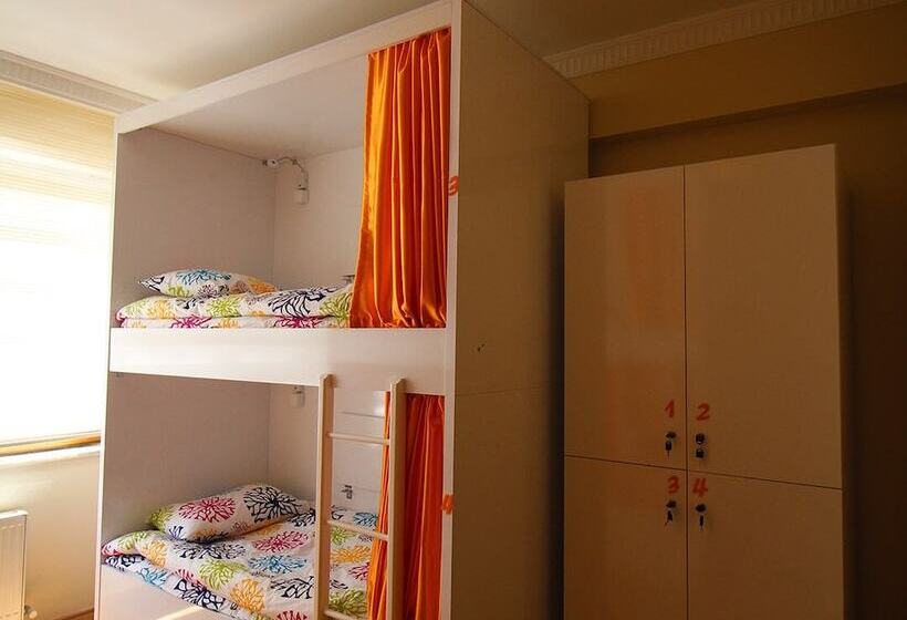 공동 객실, Deeps Hostel Eskişehir