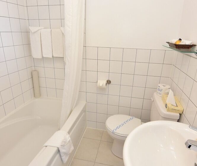 Номер Стандарт 2 Двуспальные Кровати, Auberge Sur Mer De Charlevoix