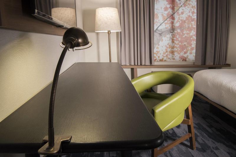 스위트 킹사이즈 침대, Fairfield Inn & Suites By Marriott Savannah Sw/richmond Hill