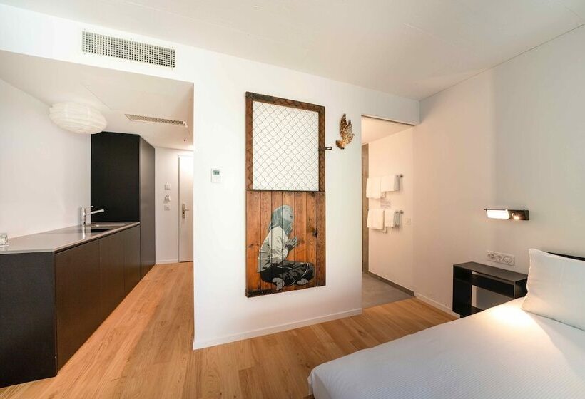 استودیو استاندارد با چشم‌انداز باغ, Set Hotel.residence By Teufelhof Basel