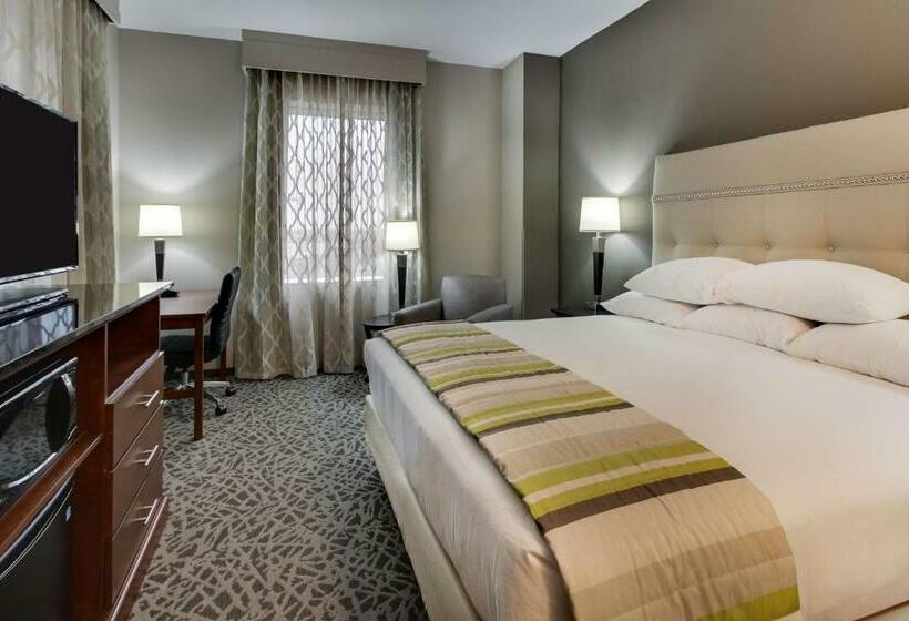 带大床的豪华间, Drury Plaza Hotel Milwaukee Downtown