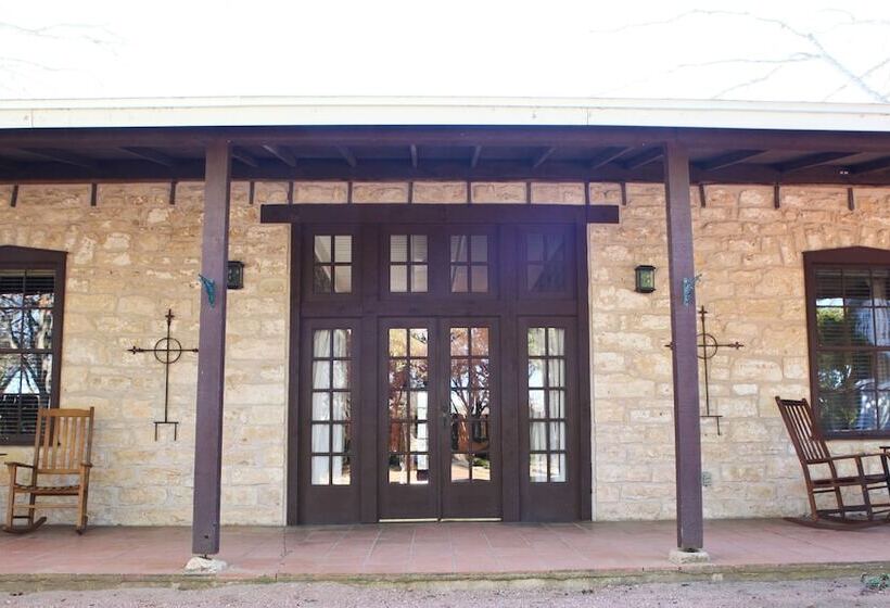 חדר סטנדרט, Hoffman Haus