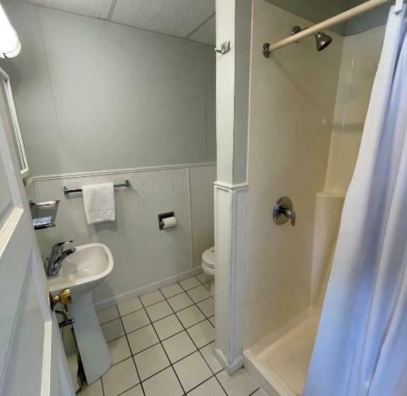 اتاق استاندارد, Beau Rivage Motel
