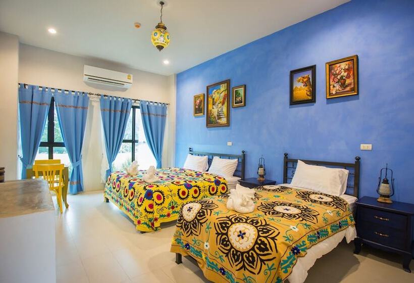 Трехместный Номер Deluxe, La Reina Maroc Hotel ปากช่อง เขาใหญ่