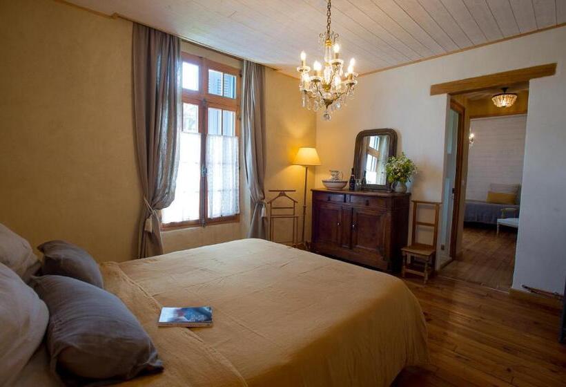 Люкс Вид на Сад, Le Rêve D Aghon Chambres Et Table D Hôtes