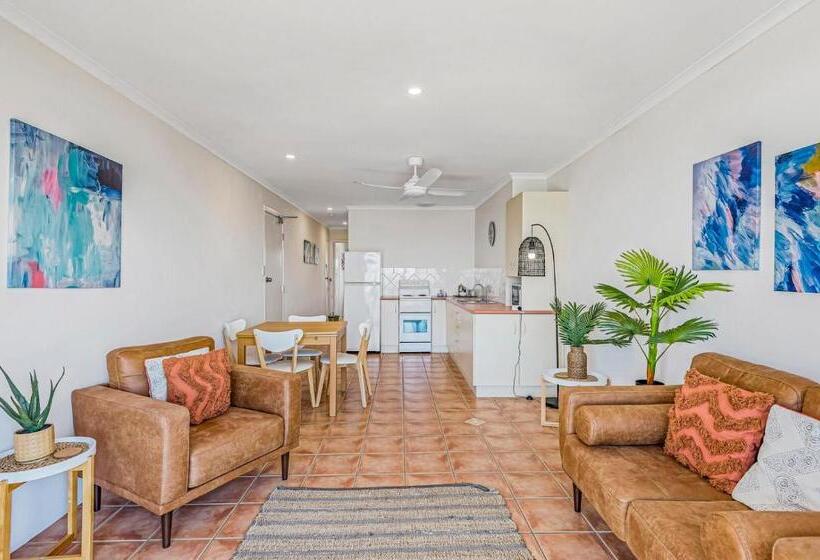 침실 1개 아파트, 10t Beachfront Apartments