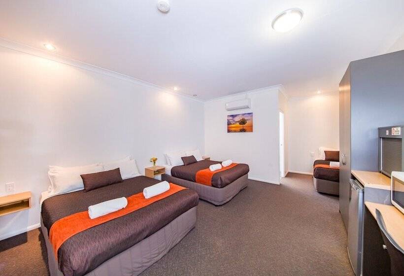 Семейный Номер, Ascot Lodge Motor Inn