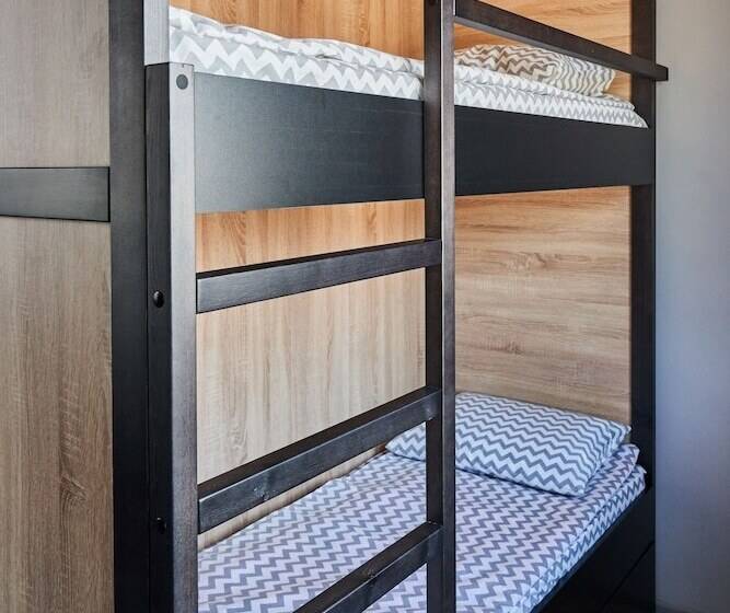 공동 객실, Baikal Capsule   Hostel