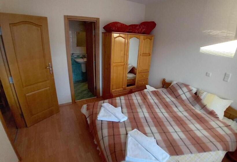 Апартаменты 2 Спальни, Eagle Rock Holiday Apartments