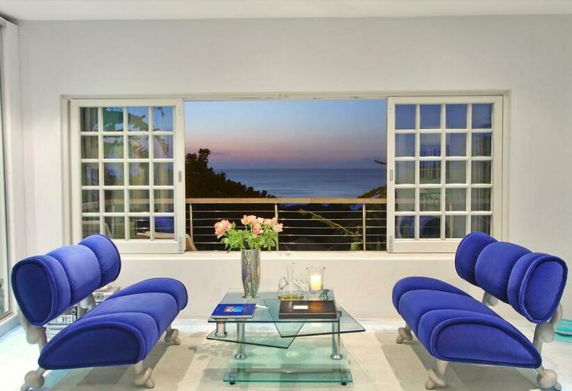 Полулюкс, Days At Sea Beach Lodge