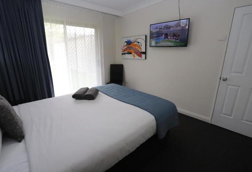 سوئیت 2 خوابه, Sleepy Hill Motor Inn