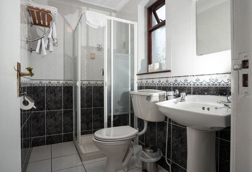 Семейный Номер, Woodside Lodge Accomodation