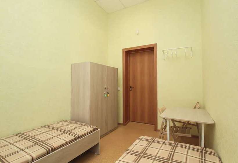 공동 객실, Adres Hostel