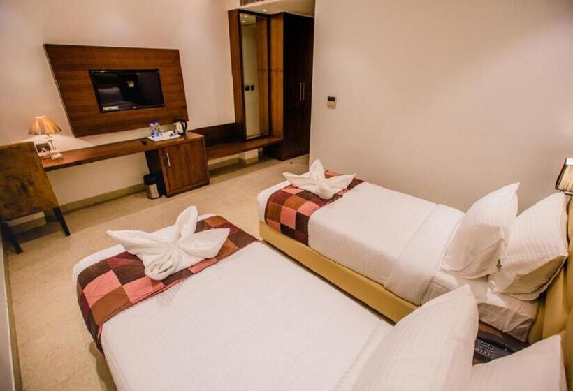 Номер Deluxe, Ten Square, India